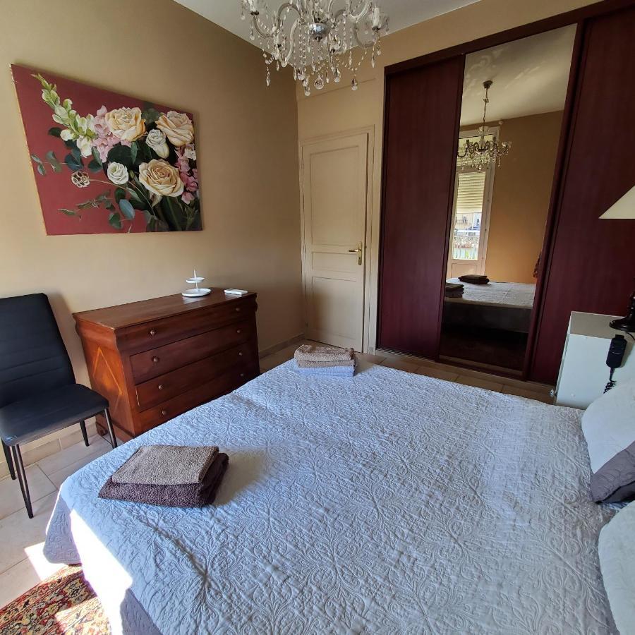 Le Vent Dans Les Voiles - Appartement Classe 4 Etoiles Mèze المظهر الخارجي الصورة